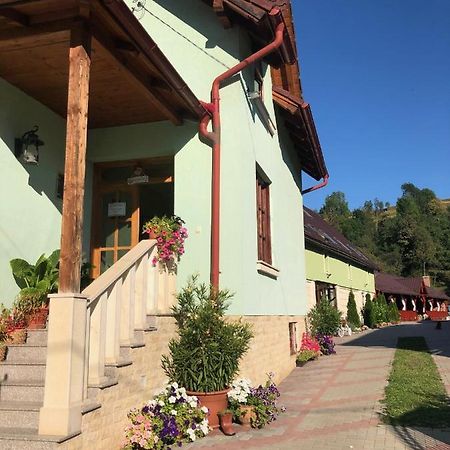 Hotel Tuende Vendeghaz Vistea Zewnętrze zdjęcie