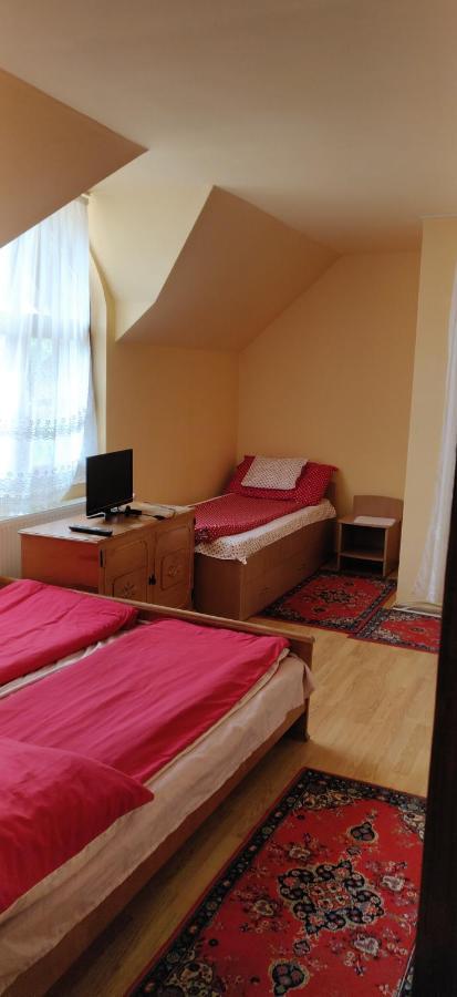 Hotel Tuende Vendeghaz Vistea Zewnętrze zdjęcie
