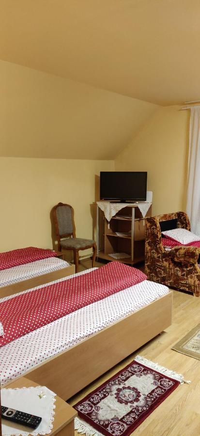 Hotel Tuende Vendeghaz Vistea Zewnętrze zdjęcie