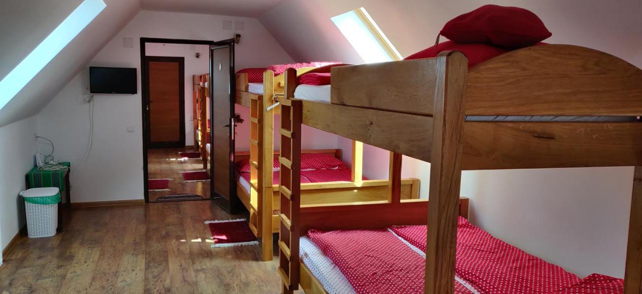 Hotel Tuende Vendeghaz Vistea Zewnętrze zdjęcie