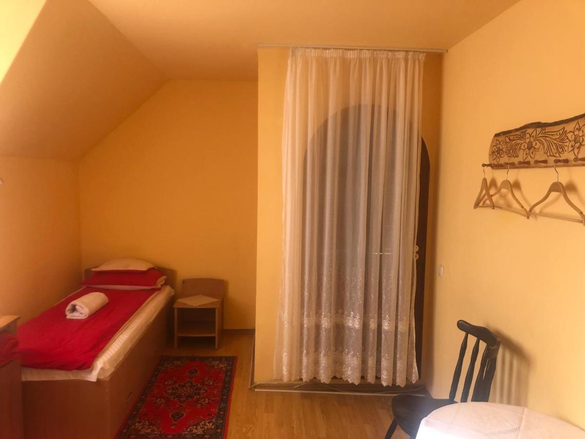 Hotel Tuende Vendeghaz Vistea Zewnętrze zdjęcie