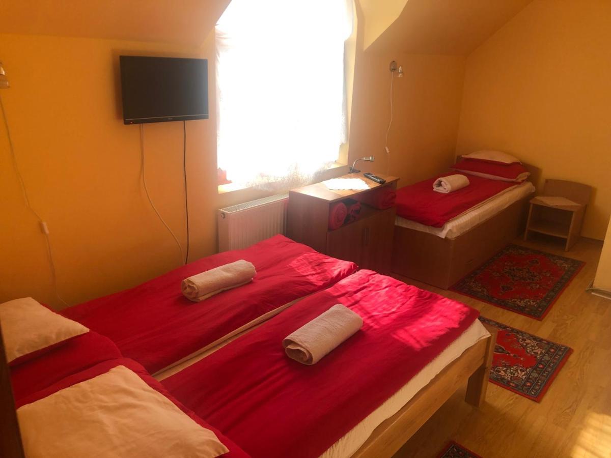 Hotel Tuende Vendeghaz Vistea Zewnętrze zdjęcie